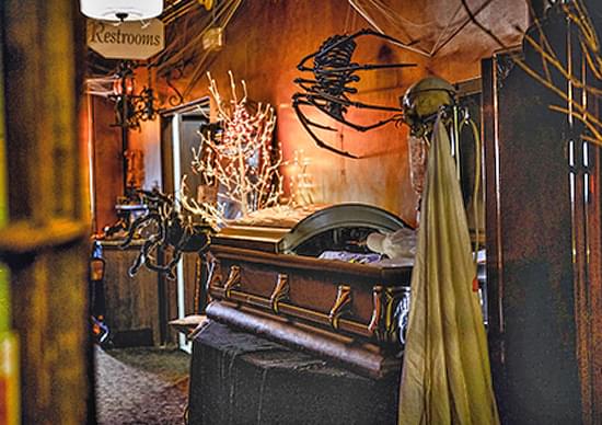 grand-paranormal-hotel-hauntings