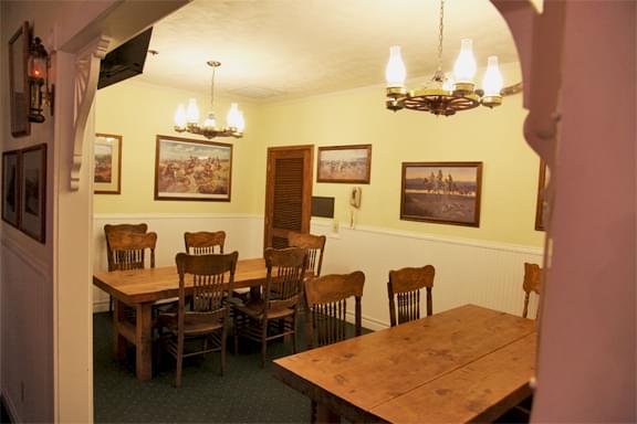 bed and breakfast dining area