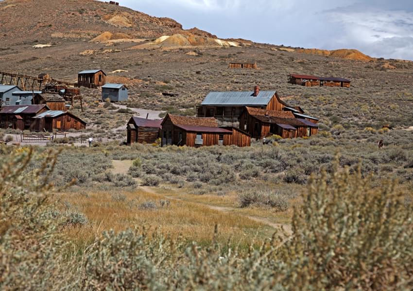 desert ghost town