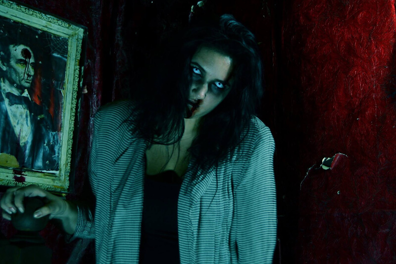 Asylum Hotel Fear Haunted House in Nevada zombie girl