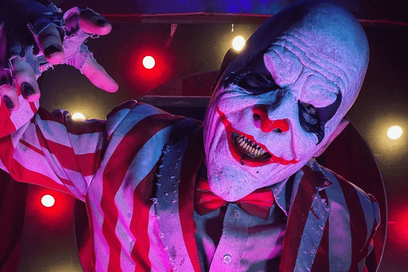 Talon Falls Screampark haunted house in Kentucky scary joker
