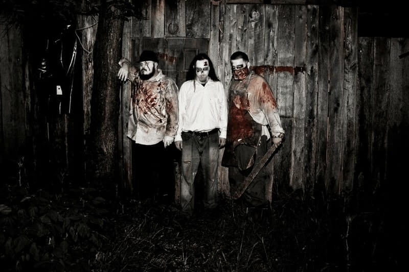 Dead Land Scream Park haunted house in Tennessee featured image